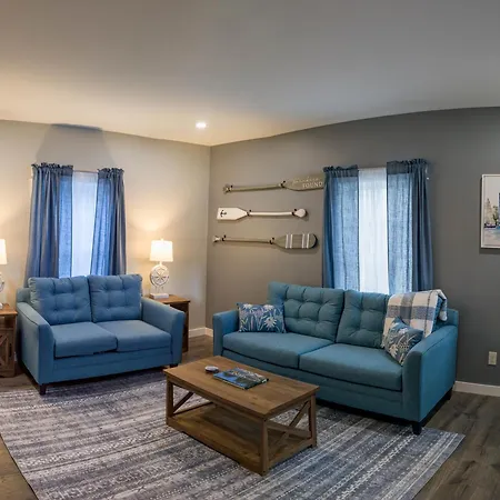 Newly Renovated Acadia Apartment Mple Street